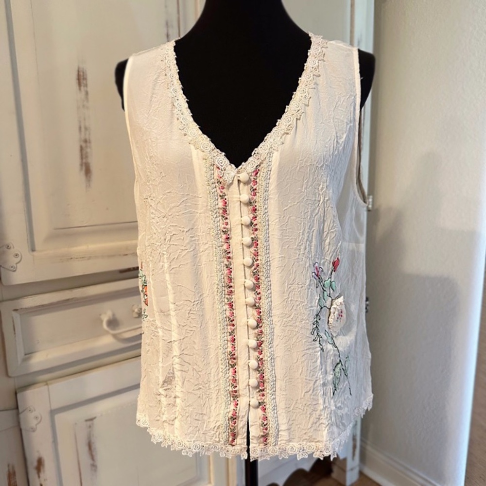 J JILL💐Embroidered Silk Blouse